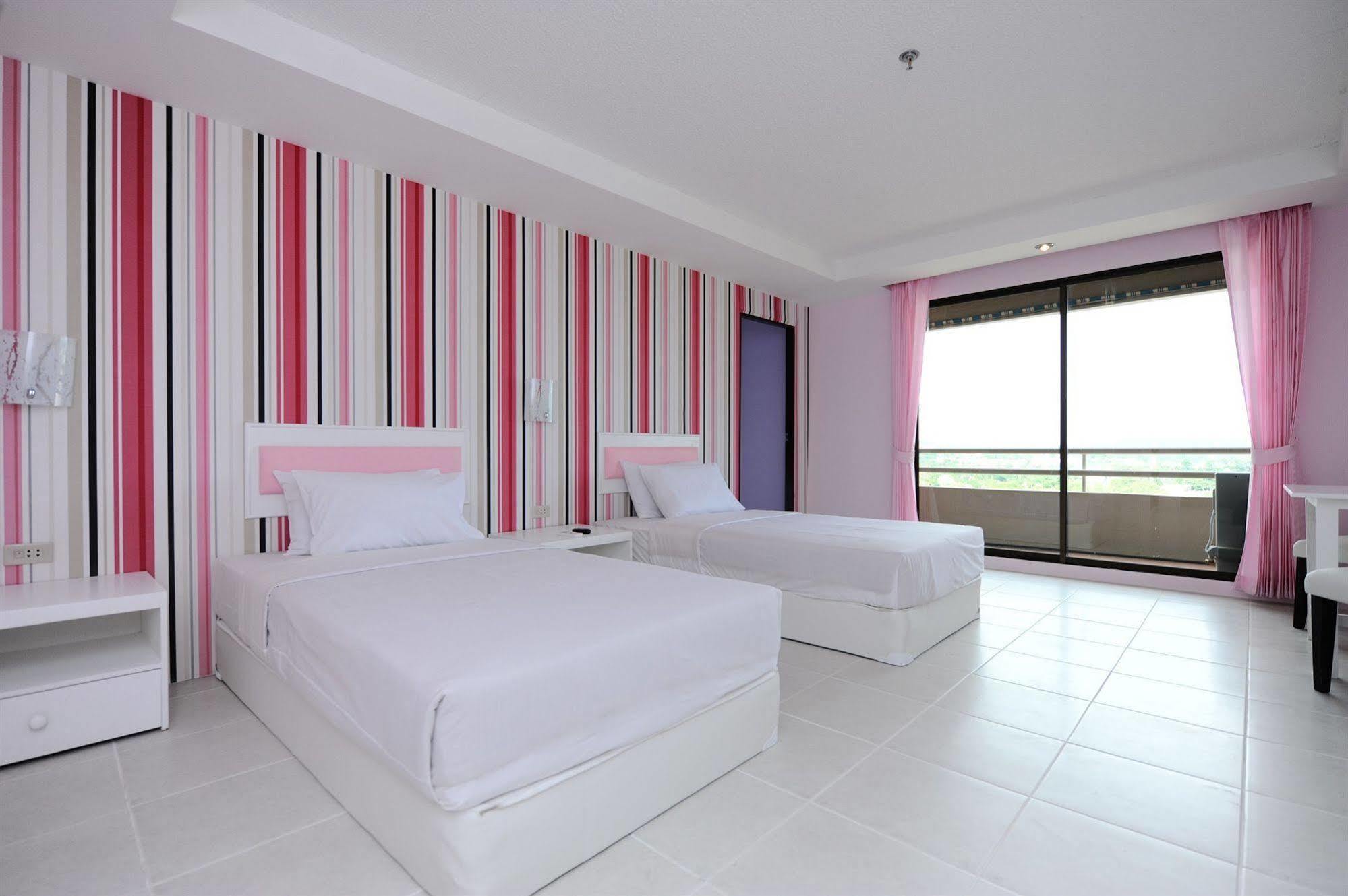 Angket Hip Residence Pattaya Dış mekan fotoğraf
