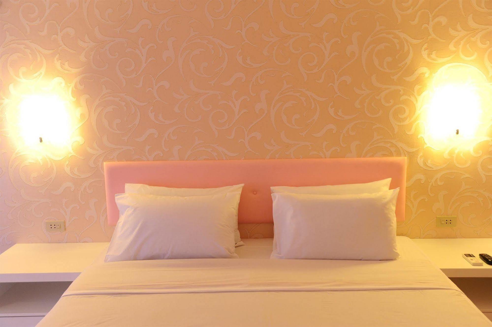 Angket Hip Residence Pattaya Dış mekan fotoğraf