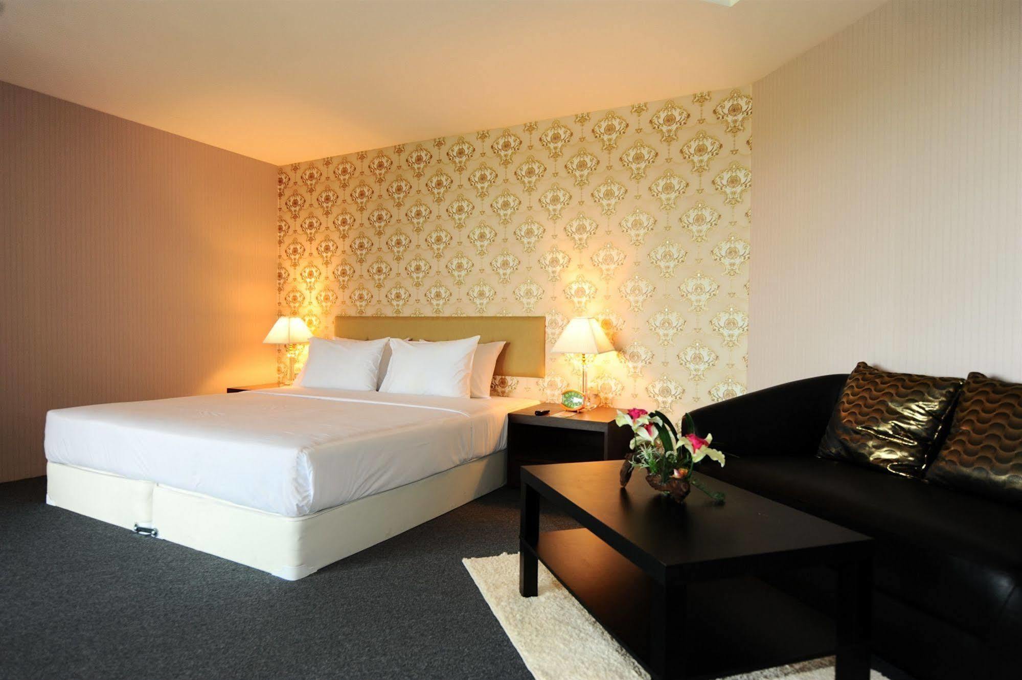 Angket Hip Residence Pattaya Dış mekan fotoğraf